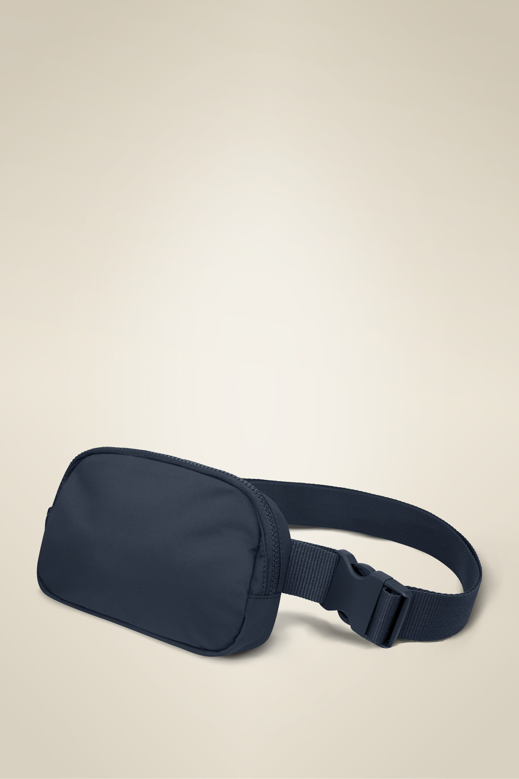 koi1800_form-angle-left_midnight-blue-background_2025_cil_1